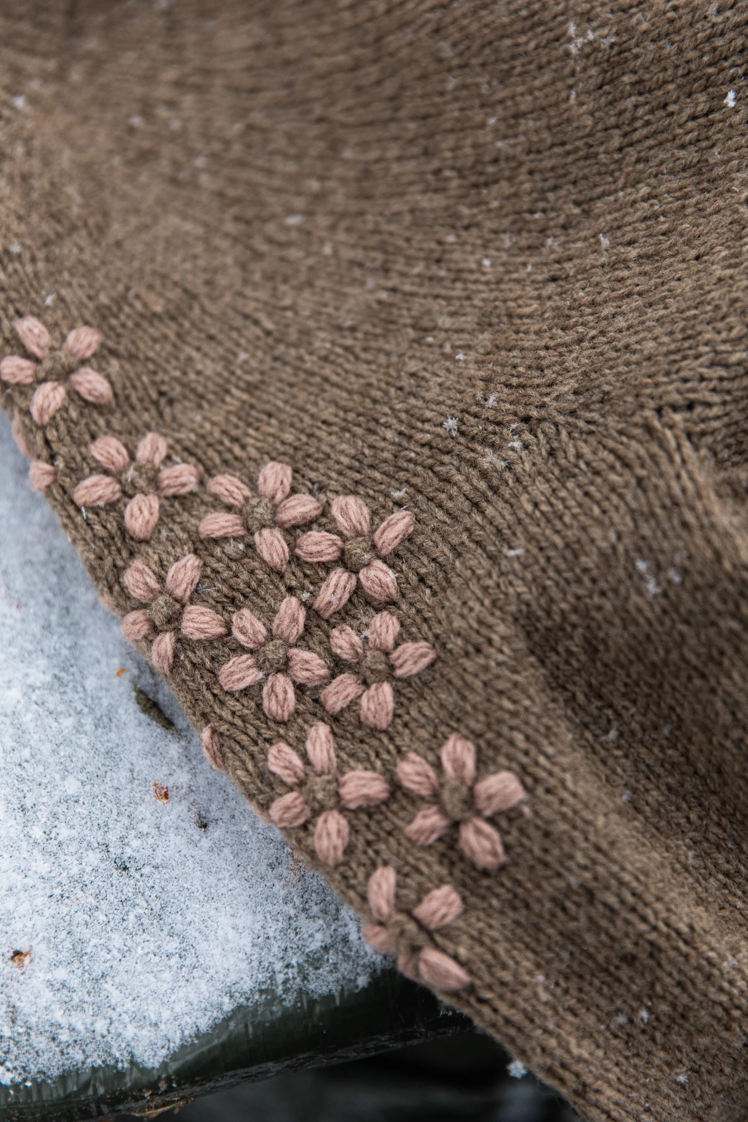 52 Weeks of Scrap Yarn: Projects for Crafters - Image 16