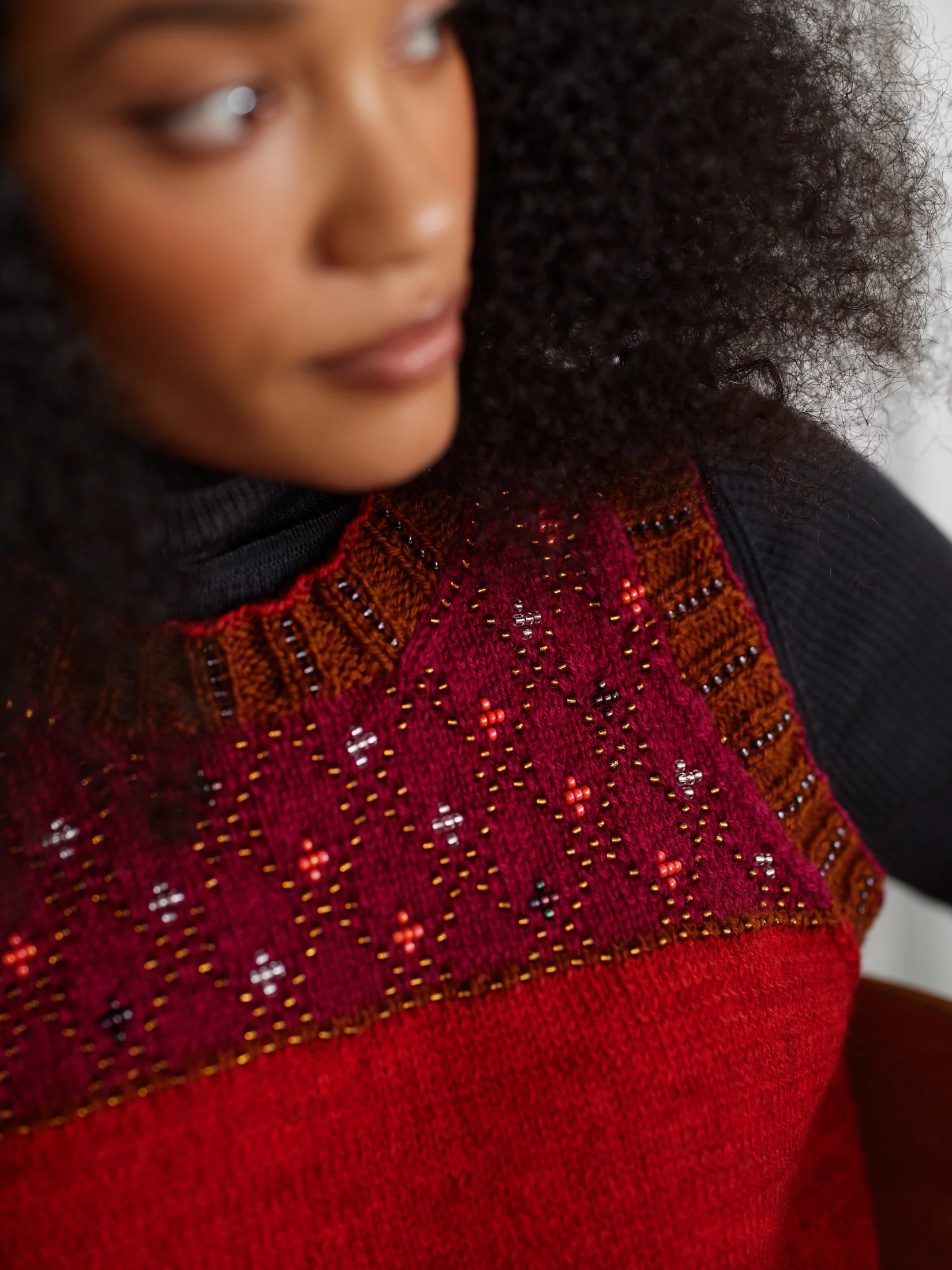 Beaded Colourwork: A Modern Approach to Knitting with Beads by Jeanette Sloan - Image 13