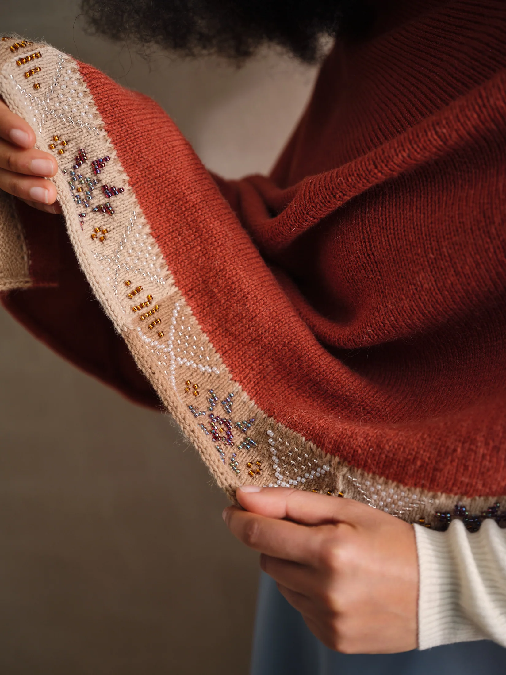 Beaded Colourwork: A Modern Approach to Knitting with Beads by Jeanette Sloan - Image 36
