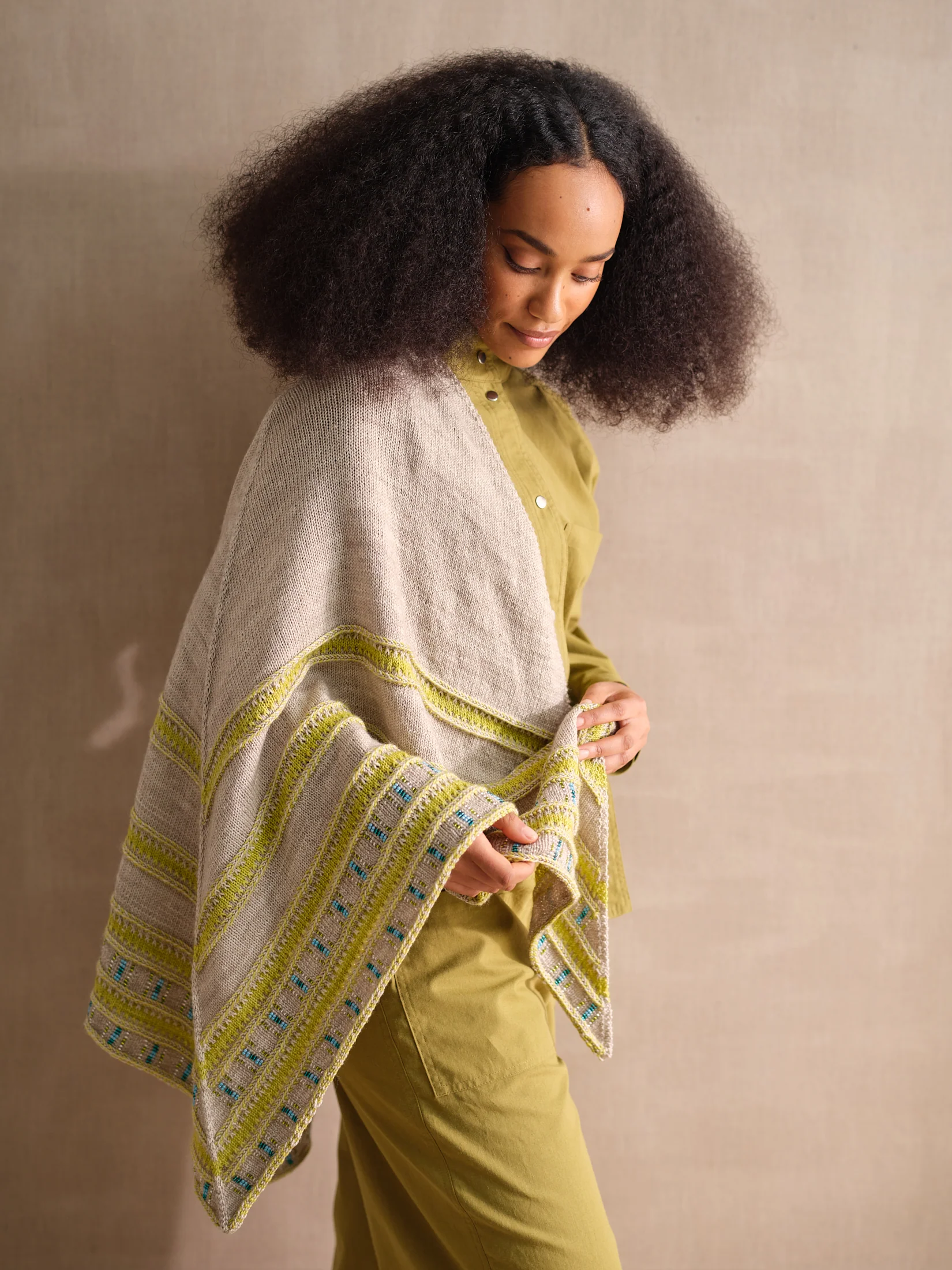 Beaded Colourwork: A Modern Approach to Knitting with Beads by Jeanette Sloan - Image 37