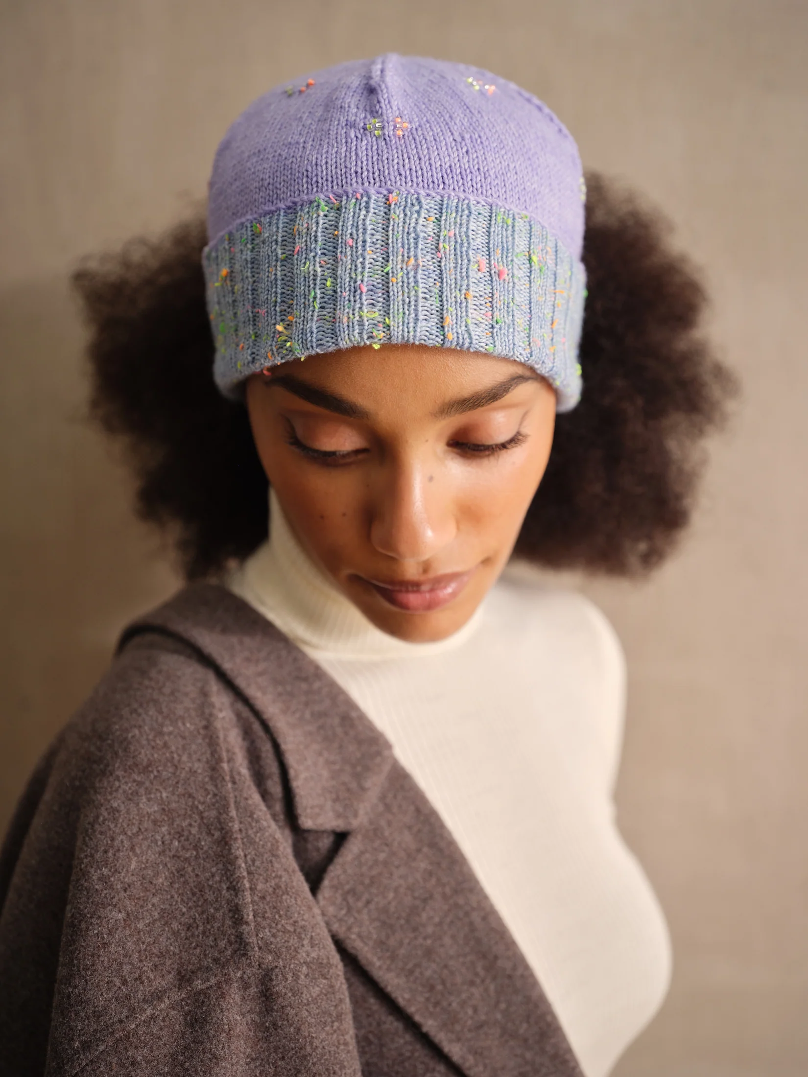 Beaded Colourwork: A Modern Approach to Knitting with Beads by Jeanette Sloan - Image 5