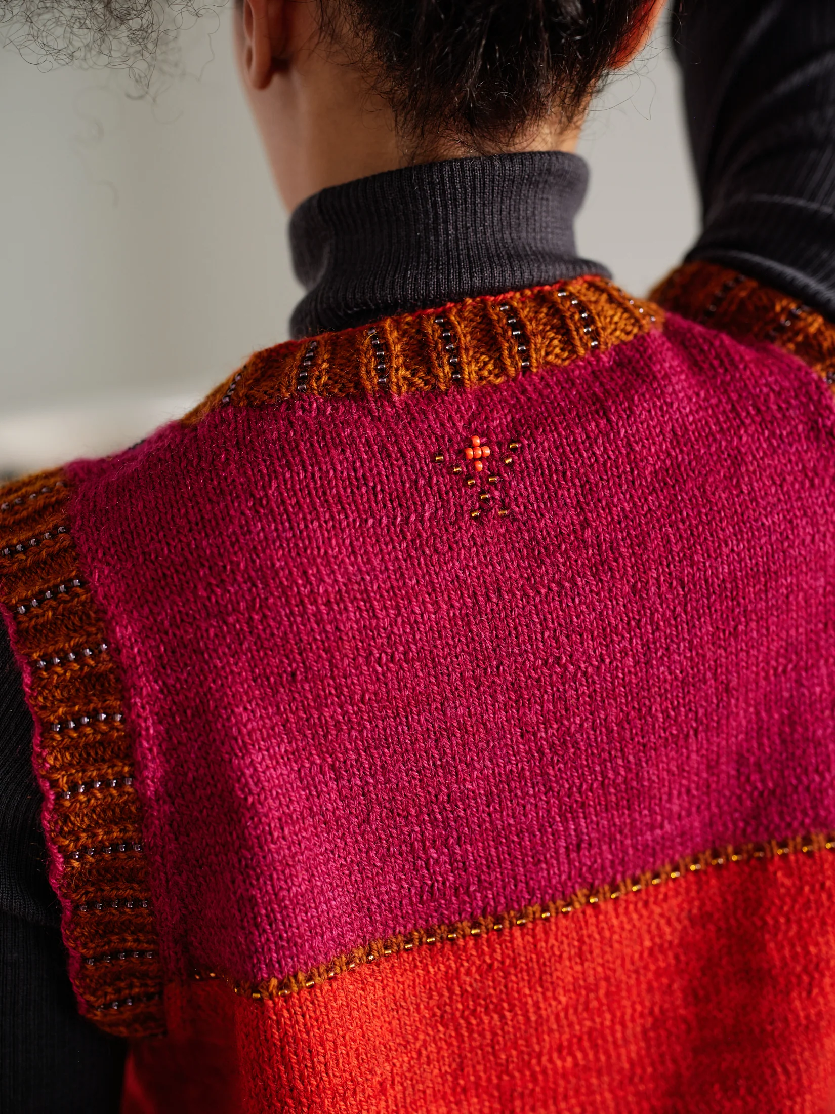 Beaded Colourwork: A Modern Approach to Knitting with Beads by Jeanette Sloan - Image 53