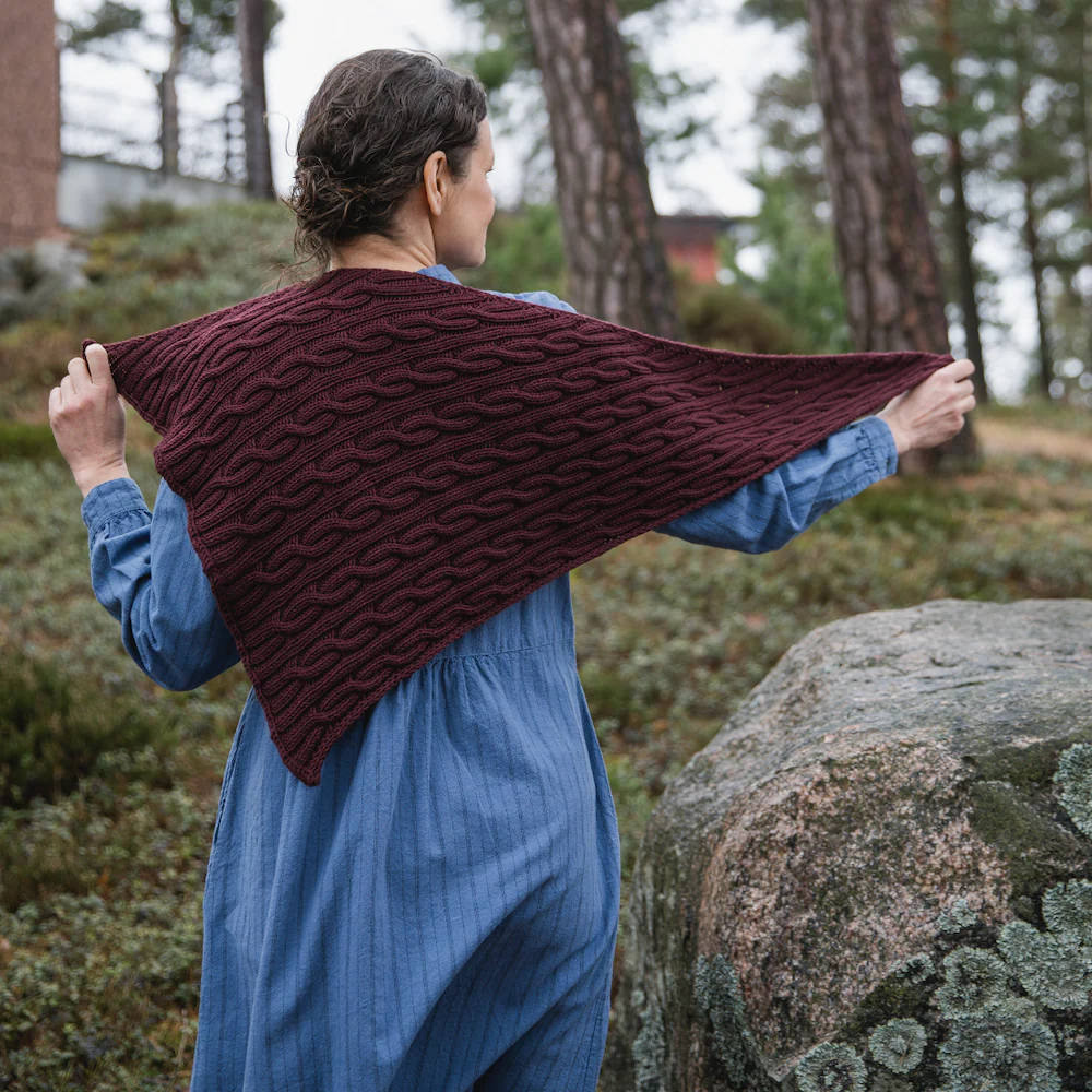 Entwined: Cables, Lace and Knitted Textures by Meiju Kallio - Image 18