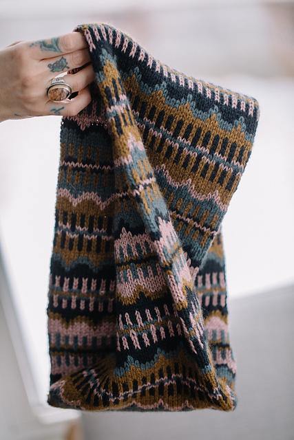 Moonwake Cowl Pattern by Andrea Mowry