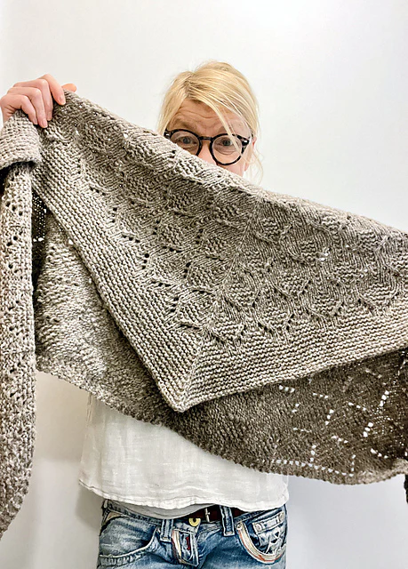 Mutsch Shawl Kit with Manchelopi - Image 5