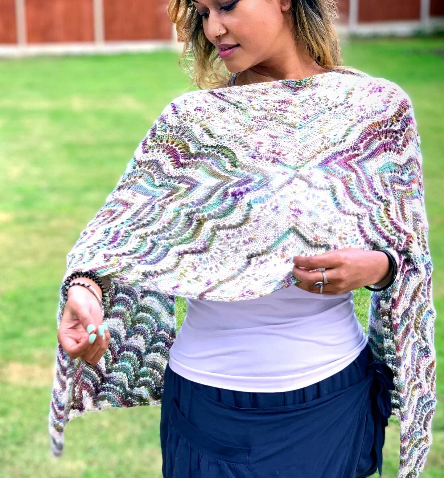 Taj Kits (Shawls and Tunic) - Image 39
