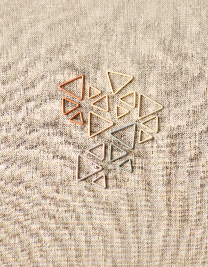 Triangle Stitch Markers - Image 4
